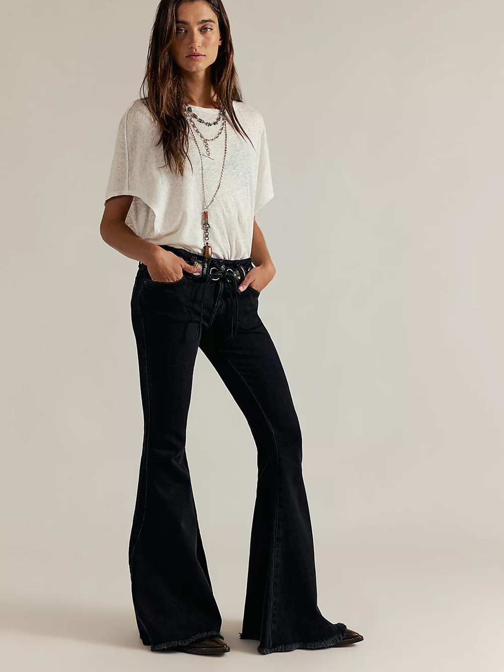 Free People Wide-Leg High-Rise
Flare Jeans in Black Size 28